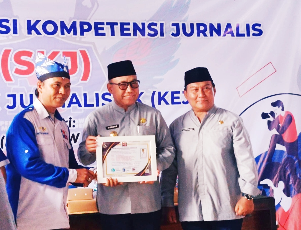Wabup Banyuwangi Dukung Sertifikasi Jurnalis PWMOI Tingkatkan Profesionalisme Media Di Banyuwangi 