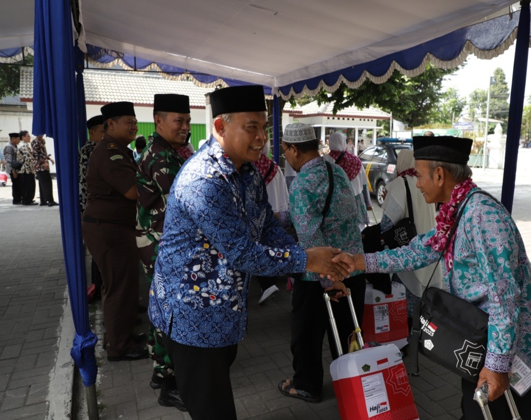 SEKDA SLEMAN LEPAS KLOTER TERAKHIR CALON JAMAAH HAJI  2023 