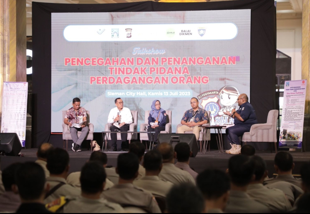 DP3AP2KB SLEMAN GELAR TALKSHOW PENCEGAHAN TPPO