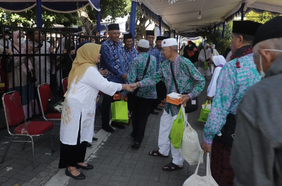 INILAH KEDATANGAN JAMAAH HAJI INDONESIA KLOTER 44 SOC ASAL SLEMAN