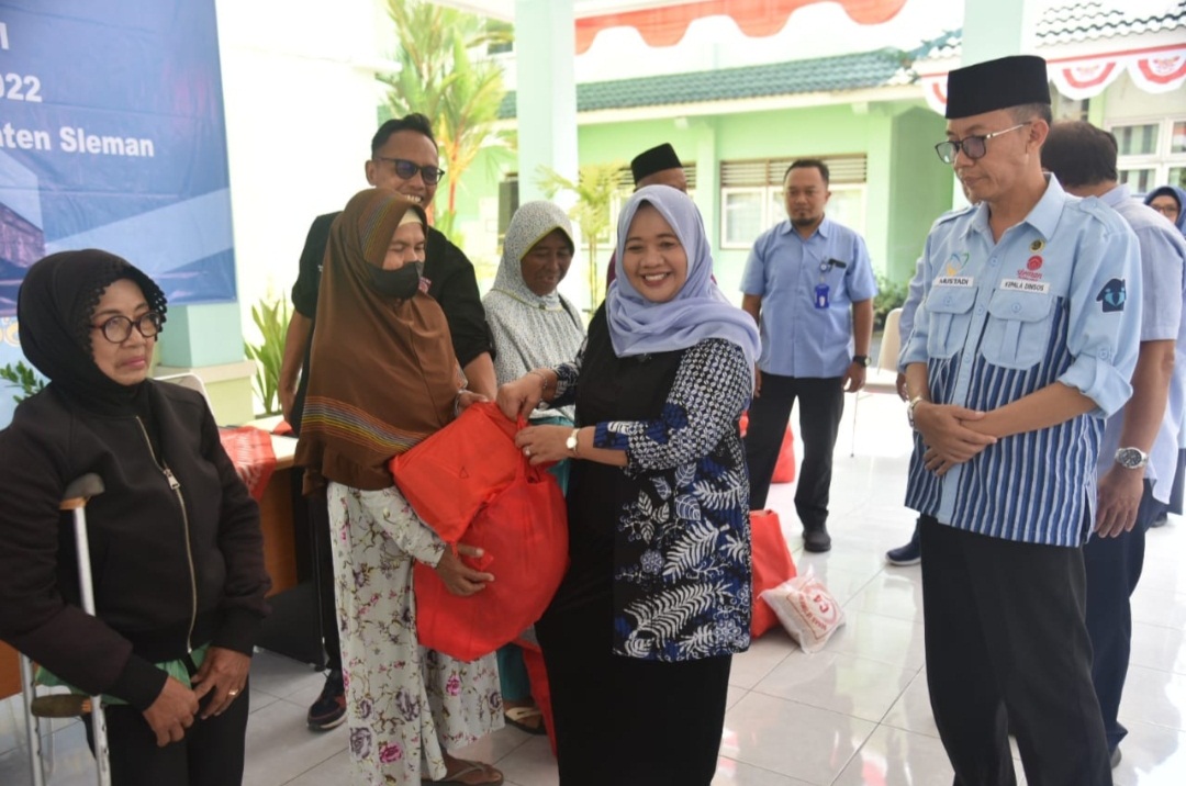 BANTUAN ATENSI DARI SENTRA ANTASENA LANSIA DAN DISABILITAS SLEMAN AGAR MENINGKAT