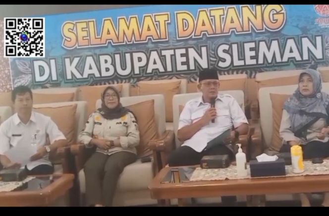 Pemadam kebakaran  sleman  jinakan  si jago merah pabrik  garmen 