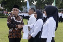 Lega 3393 Orang Bekerja Di Lingkup…