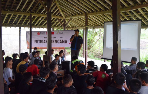 ACT DIY Ajak Para Santri di Jogja Sosialisasi Kebencanaan