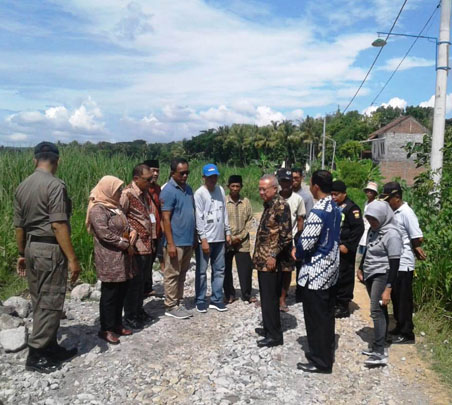 Sekitar 30 % Jalan di Bantul Berkreteria Rusak Bupati  Siap Memperbaiki