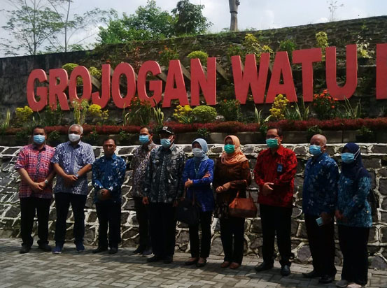 Destinasi Alam Wisata Grojokan Watu Purbo Resmi Di Buka