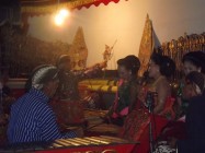 Kirab Budaya Pucung 2015 di Akhiri…