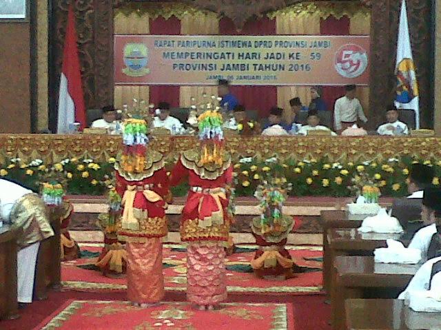 Rapat Paripurna Profinsi Jambi Kurang di Sukai ‘Kepala dinas Malah Kabur ?
