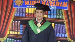 Apakah wisuda bisa membuat kaya…