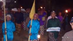 Prosesi arak pusaka payung agung…