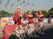 Tari Retnoasri Menghibur Tamu Undangan…
