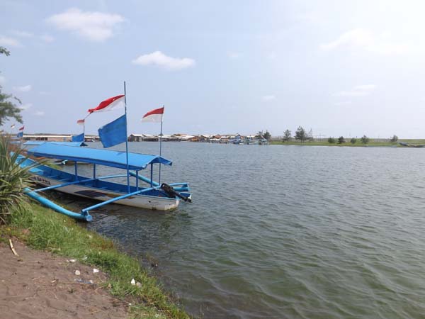 Perahu Wisata Glagah