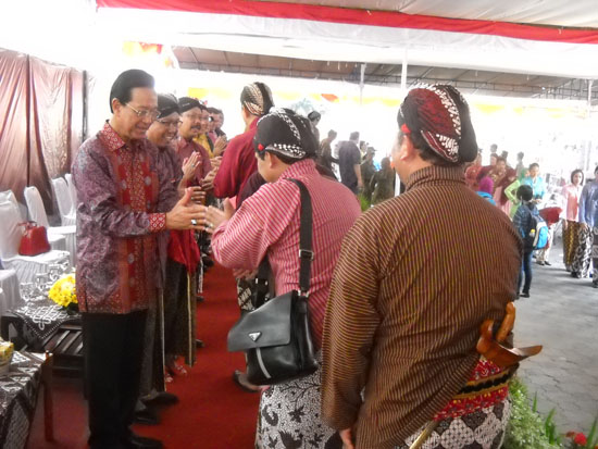 Gubernur DIY "Hingga Agustus 2014 Danais terserap masih kurang dari 20 % "