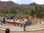 Hiburan seni musik tradisionil…
