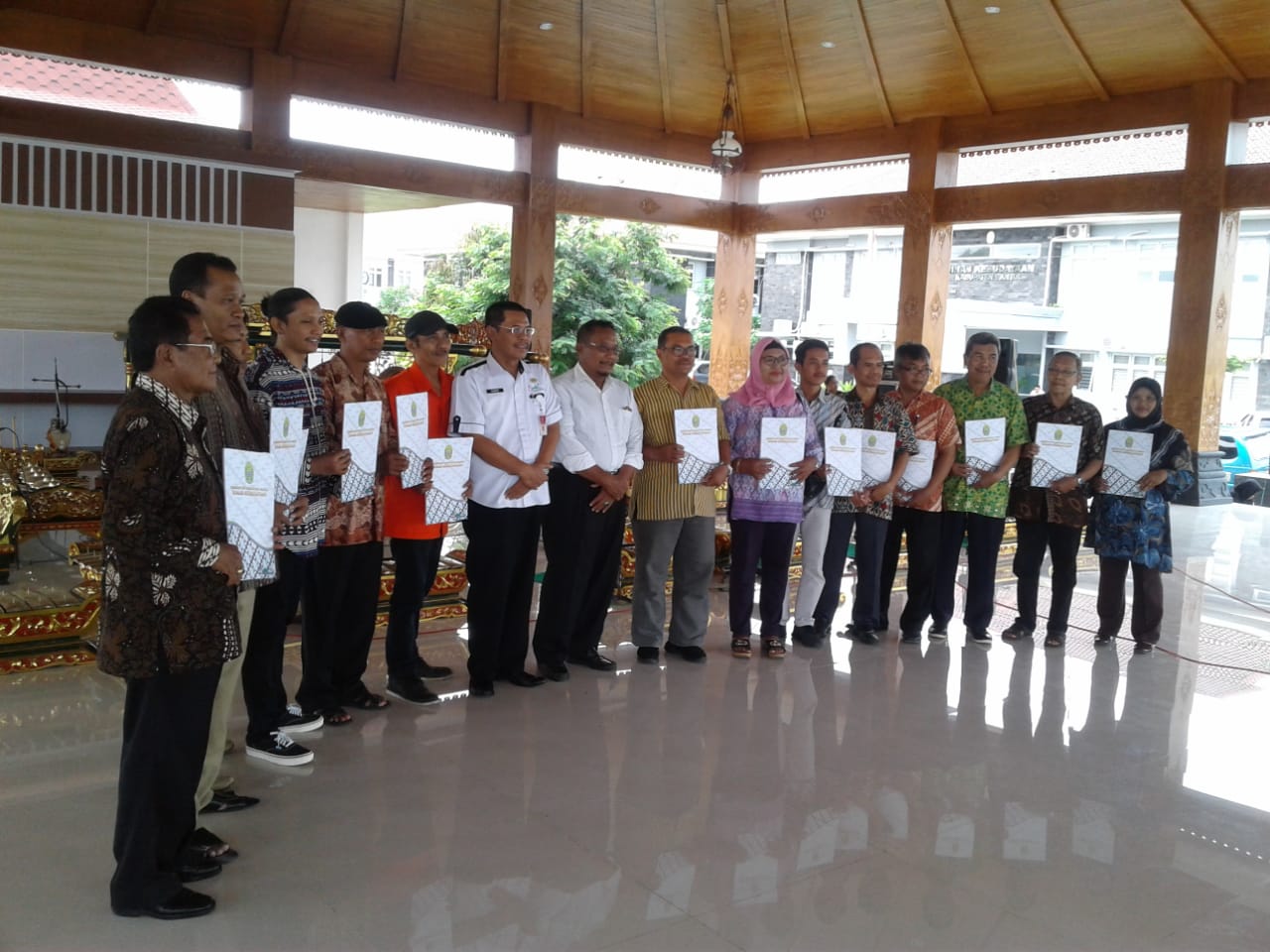 BANTUL "KEPYAKKAN" 18 KOMUNITAS SENI BUDAYA