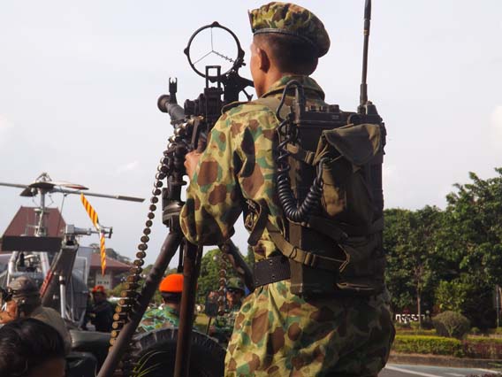 Pemilih ragu akan jadi sasaran tembak caleg bermodal besar