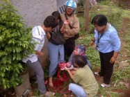 Boncengan motor minta turun ternyata…