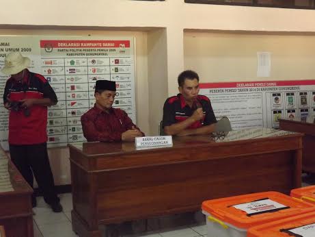 BENYAMIN SUDARMADI CABUP GUNUNGKIDUL “DALANE OMBO, BANYUNE ROTO”