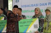 Bupati Sleman Serahkan BPJS Ketenagakerjaan…