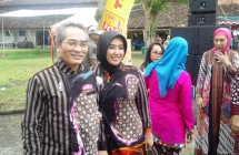 Suharsono dan Halim Bersama Istri…