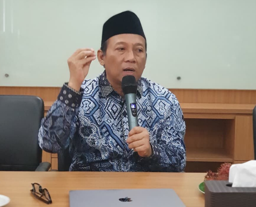 DPD RI DIY Dr.H.Hilmy Muhammad Kritisi Pemerintah ‘Dinilai Gagal Jadi Otoritas Pemersatu Awal Ramadan Hukmul Hakim Yarfa’ul Khilaf Keputusan Pemerintah Harus Mengakhiri Perbedaan