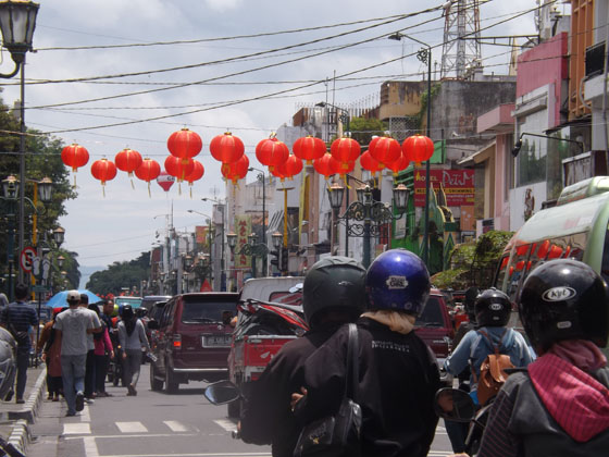 Rayakan Imlek Tahun  2015 Warga Tionghoa Hikmat
