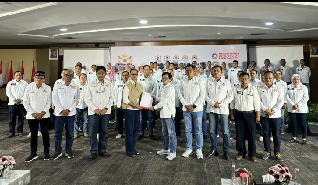 Kadin DIY Serentak Lantik Pengurus Kadin Tingkat Kabupaten/Kota se-DIY, Danang sebut Pemkab Sleman Siap Kolaborasi