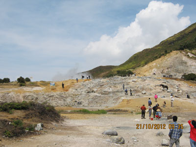 Panorama Kawah Dieng Jawa Tengah