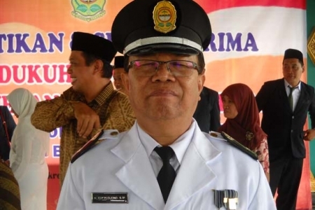 Lurah Wonokromo Pleret Lantik Kasi Pelayanan serta Kaur Tata Usaha dan Umum 