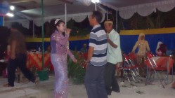 Musik campursari elektone banyak…