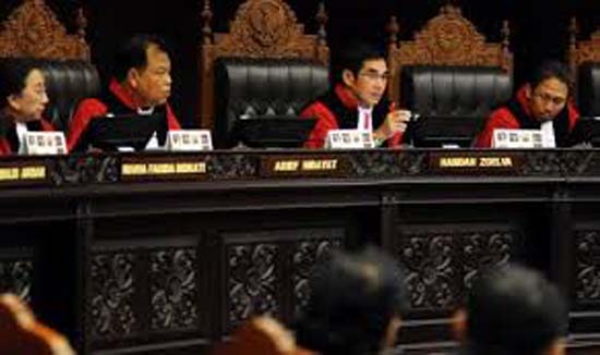 Keputusan Mahkamah Konstitusi  Final "Jokowi-JK Di Kukuhan Sebagai Pemenang Pilpres 2014
