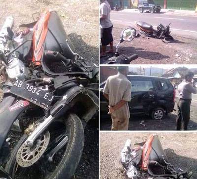 Motor Dan Mobil Duel di Piyungan 'Satu Korban Luka Parah di Larikan Ke RS